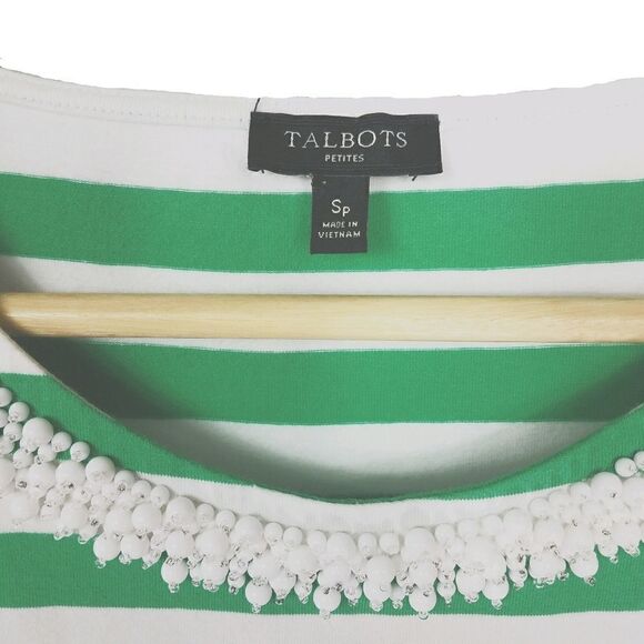 Talbots》 Green & White T-Shirt with Beaded Neckline - Picture 4 of 7